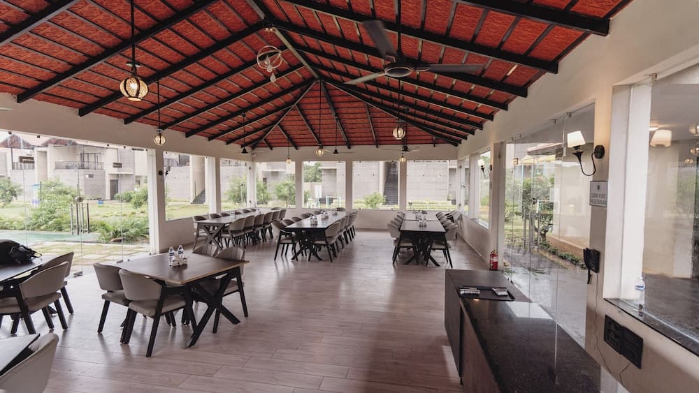 The premier gir resort photo 3